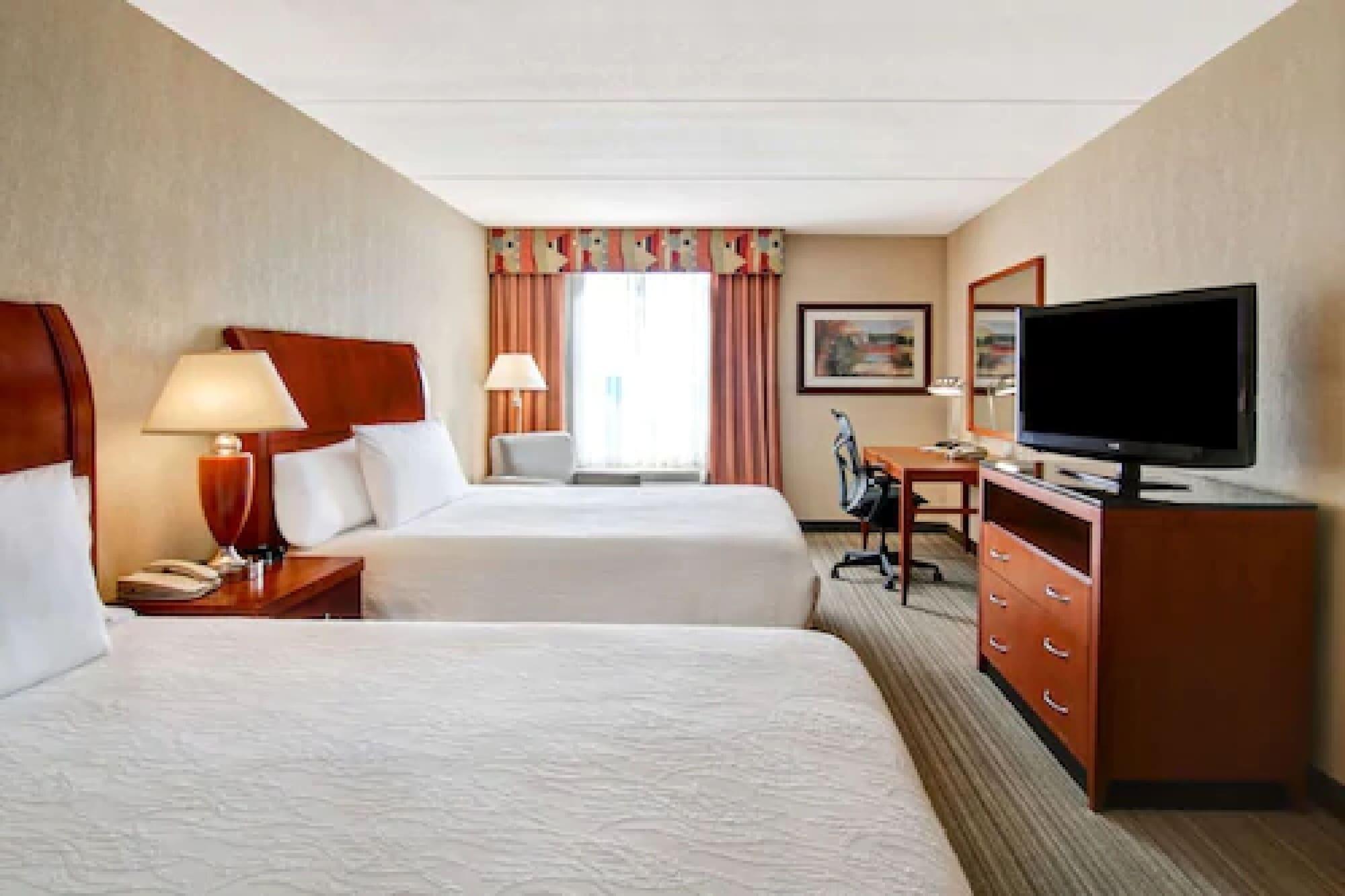 Hilton Garden Inn Toronto/Burlington Eksteriør billede