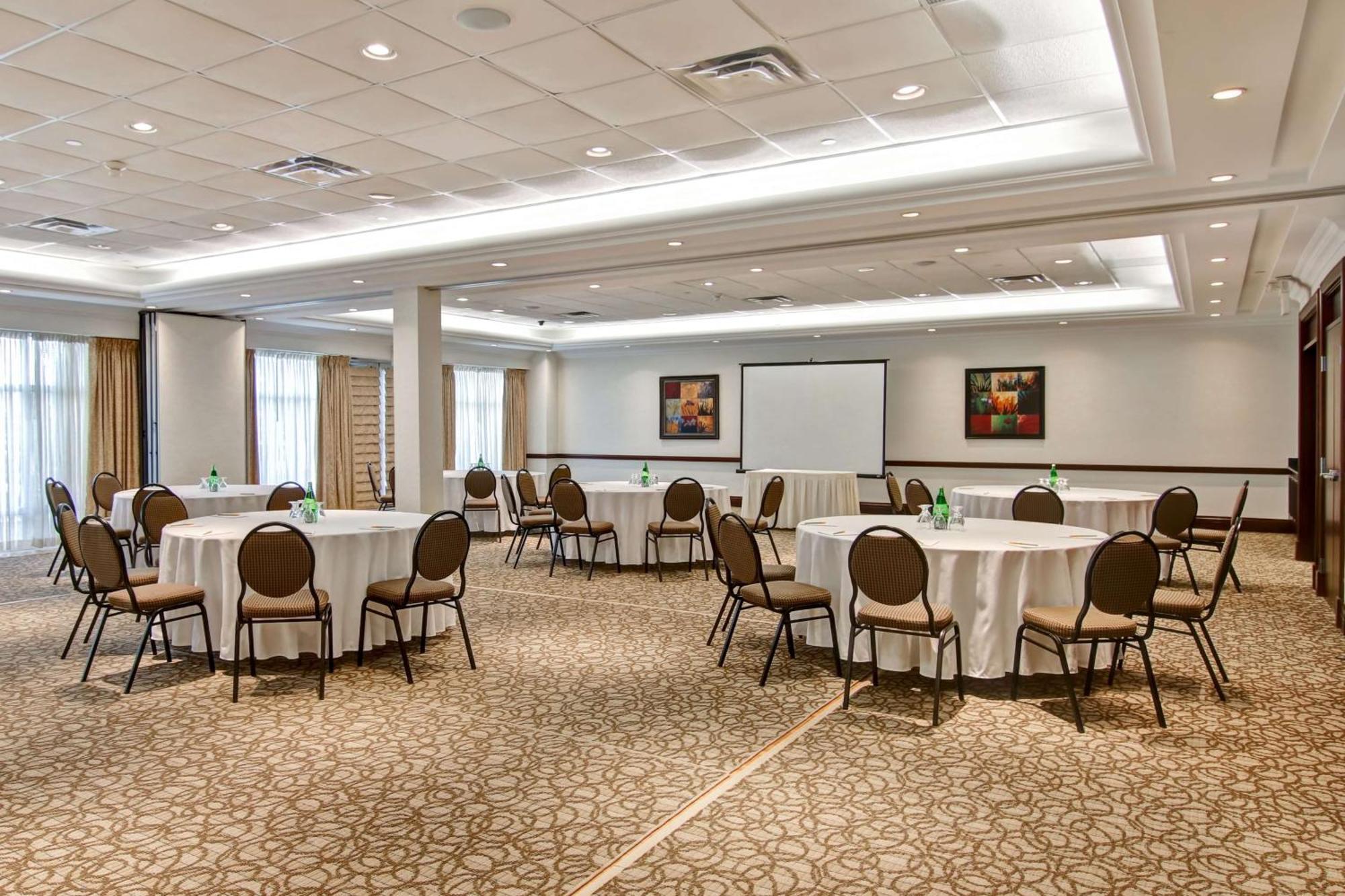 Hilton Garden Inn Toronto/Burlington Eksteriør billede